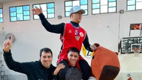 Alejo «Pepei» Urquía en el 1.er Torneo Regional de Básquet